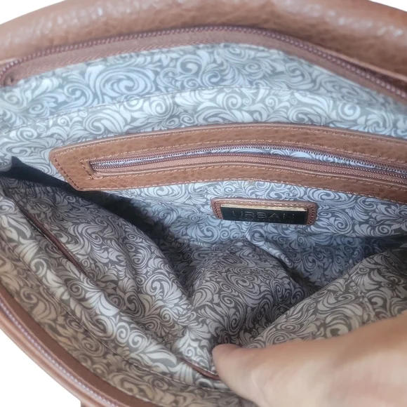 Urban Expressions Elegant Brown Leather Shoulder Bag - Picture 5 of 11